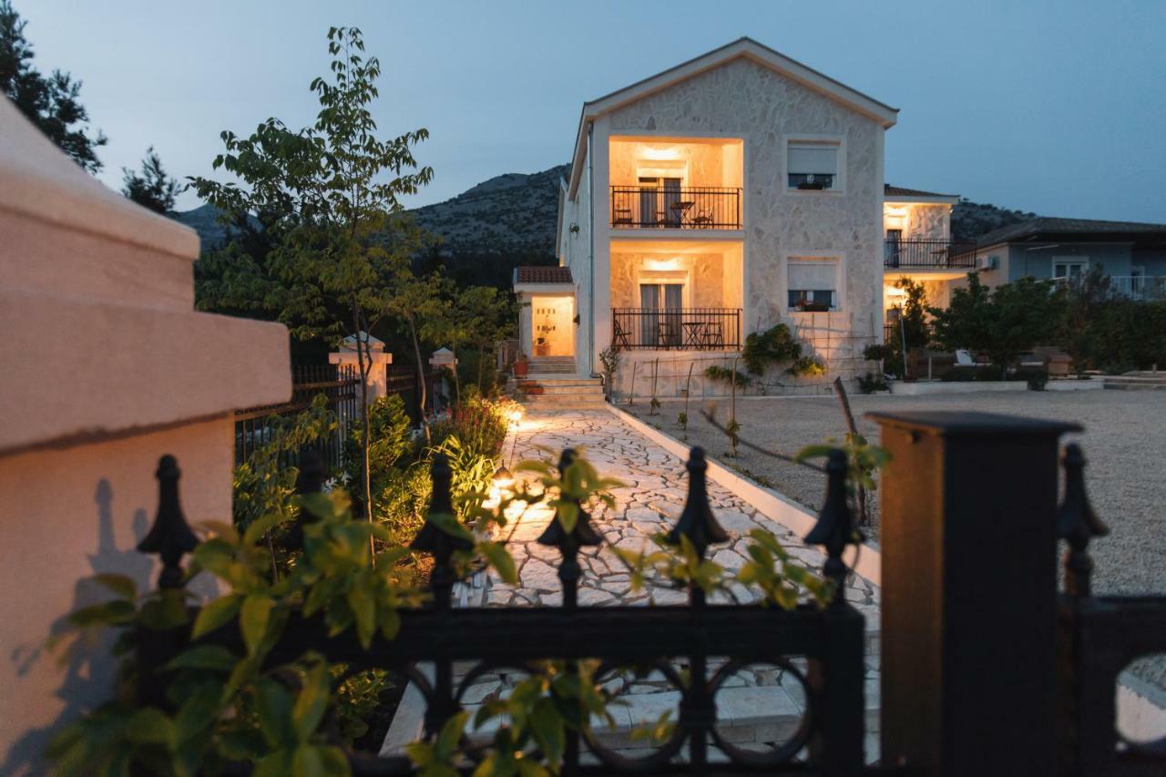 Hedon-Stone Διαμέρισμα Starigrad Paklenica Εξωτερικό φωτογραφία