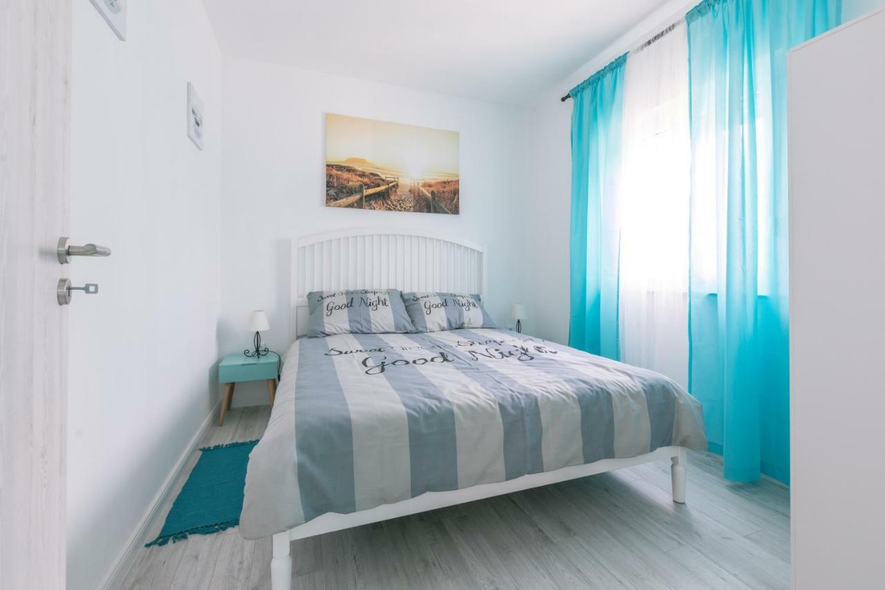 Hedon-Stone Διαμέρισμα Starigrad Paklenica Εξωτερικό φωτογραφία